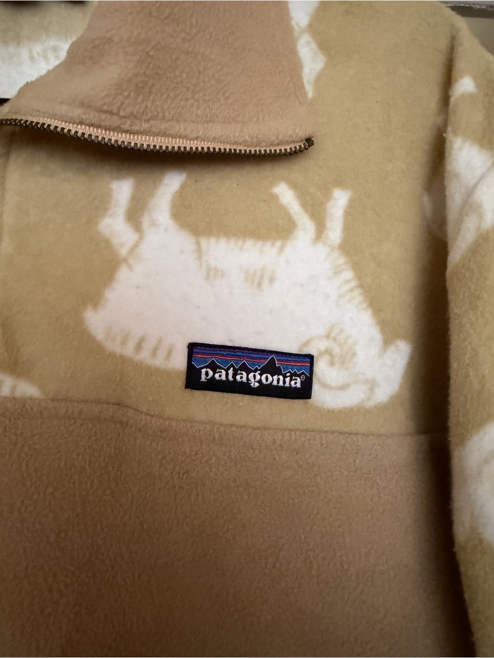 Patagonia Women’s Tan and Cream Fleece Half-Zip Pullover with Sheep Pattern - Picture 4 of 6